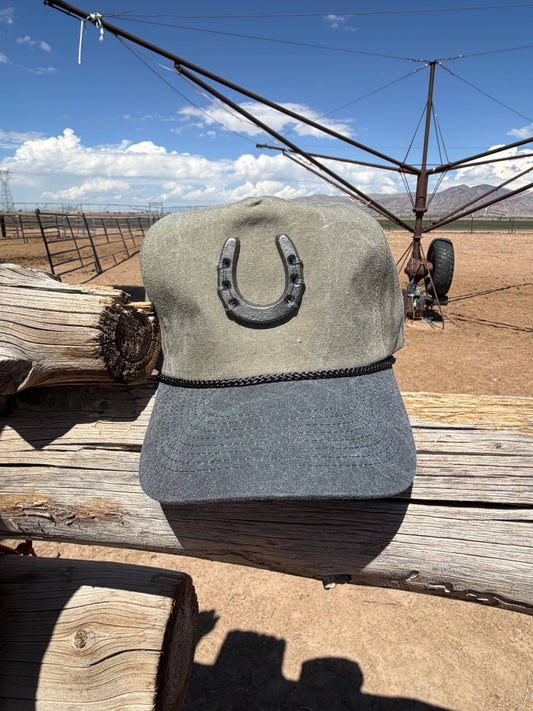 Two Tone Silver Horseshoe Canvas Trucker Hat